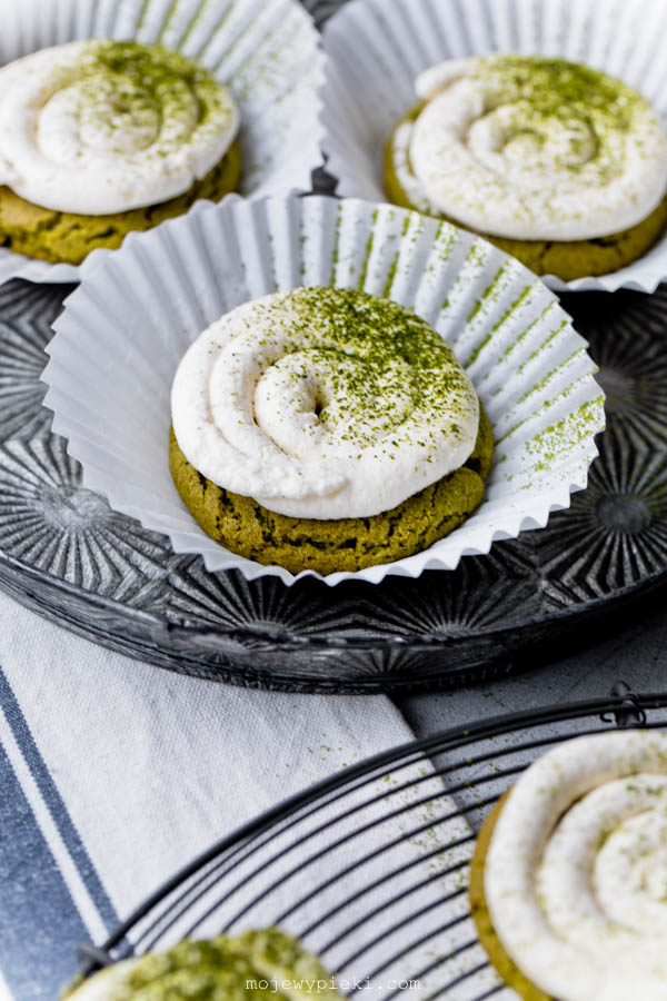 Ciastka matcha latte